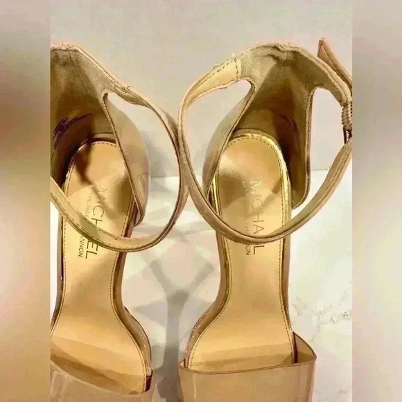 Jordyn BEIGE Patent Leather Platform Sandal | Michael Kors (Size 8.5) - Picture 6 of 9